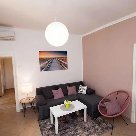 In - Istrien 51821 Пула