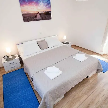 In - Istrien 51821 펜션 *